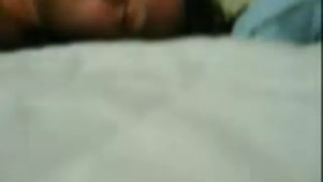 نوجوان ورزش ها ساشا ، گربه صورتی کوچک خودارضایی می کند لینک سوپر گروه سکسی